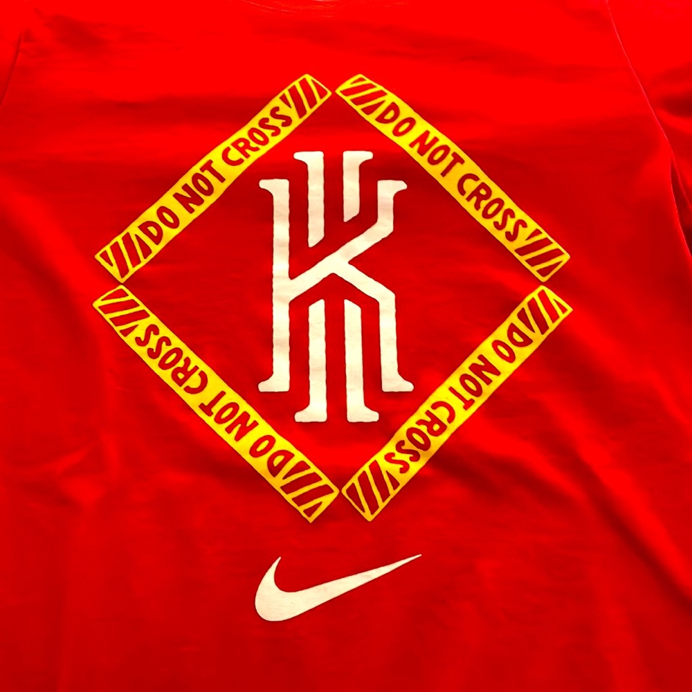 NIKE Dri-Fit, Youth Med, Red, Kyrie Irving